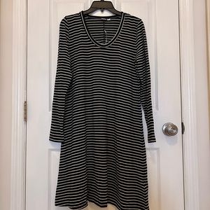 NWT Gap long sleeve swing dress; medium; black & creamy white stripe